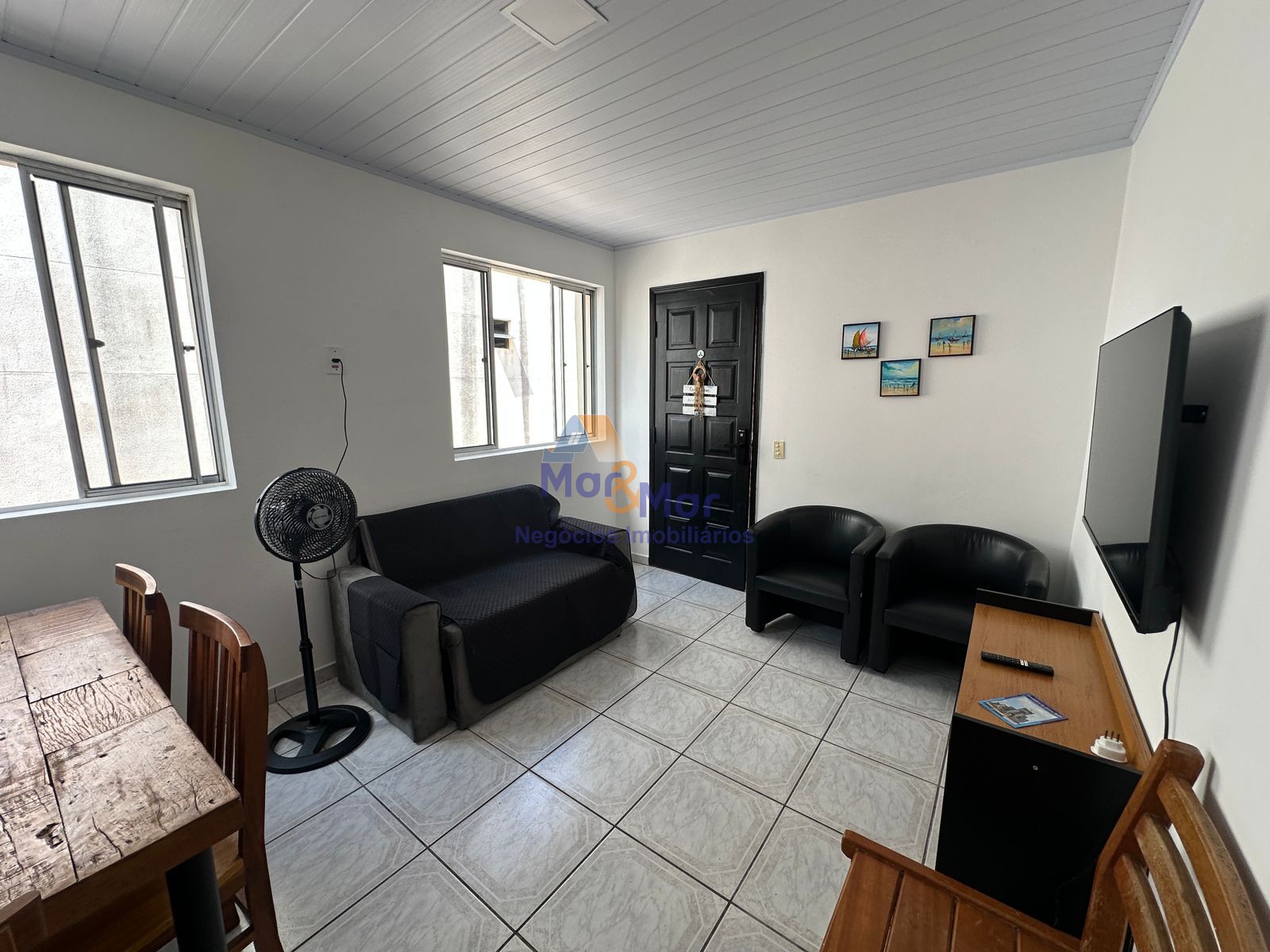 Apartamento na Praia da Enseada, Guarujá - SP
